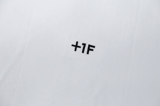 +1F NEVER NERF. TEE / BLACK・WHITE