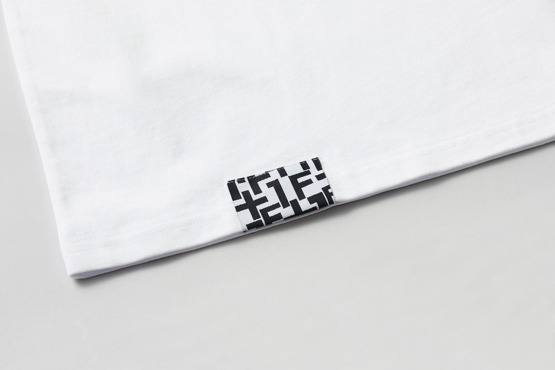 STREET FIGHTER 6 +1F CAMMY TEE / WHITE