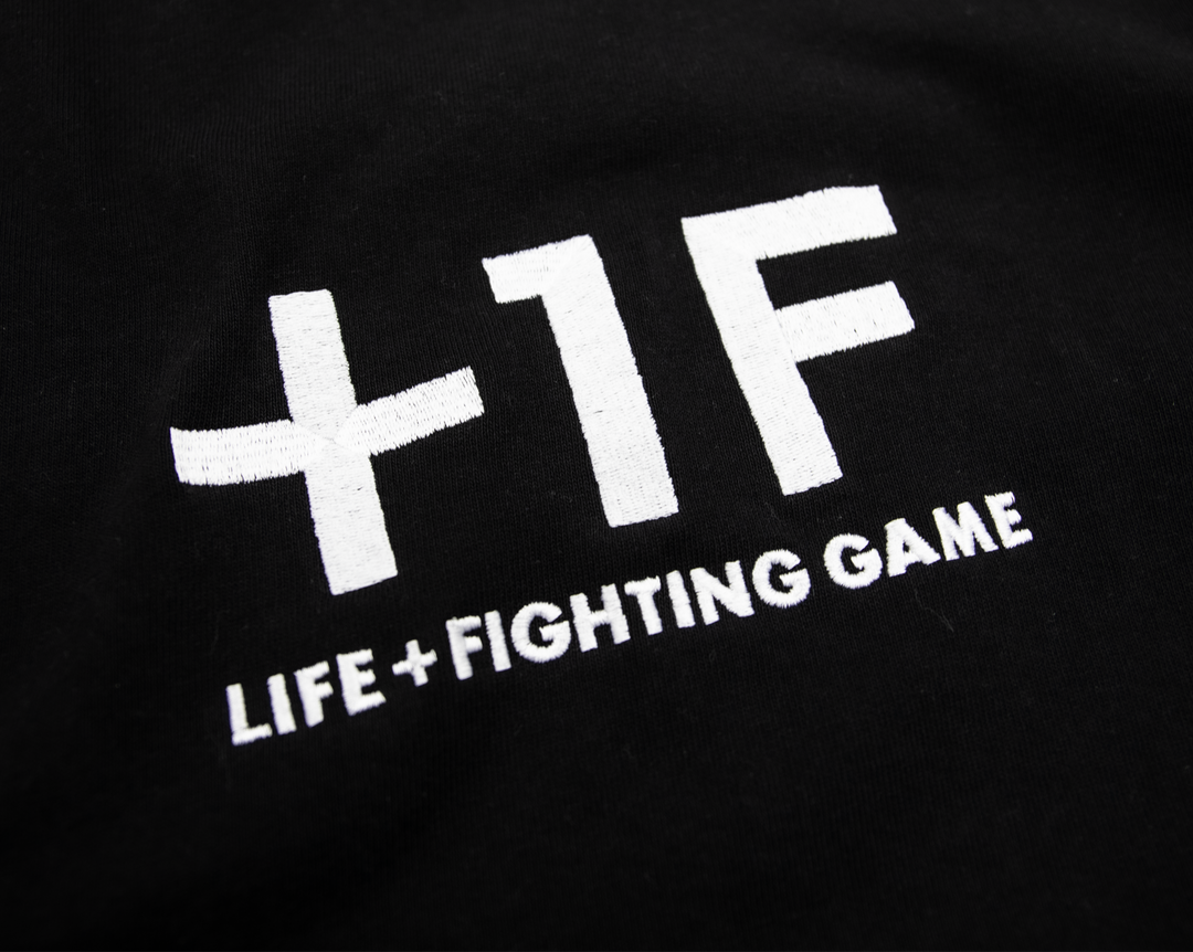 +1F ESSENTIAL HOODIE / BLACK