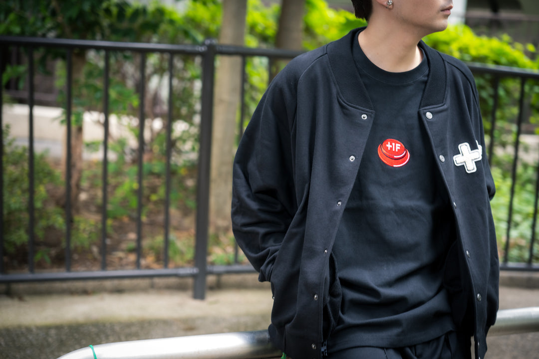 BUTTON LOGO TEE (NEW COLOR) /BLACK