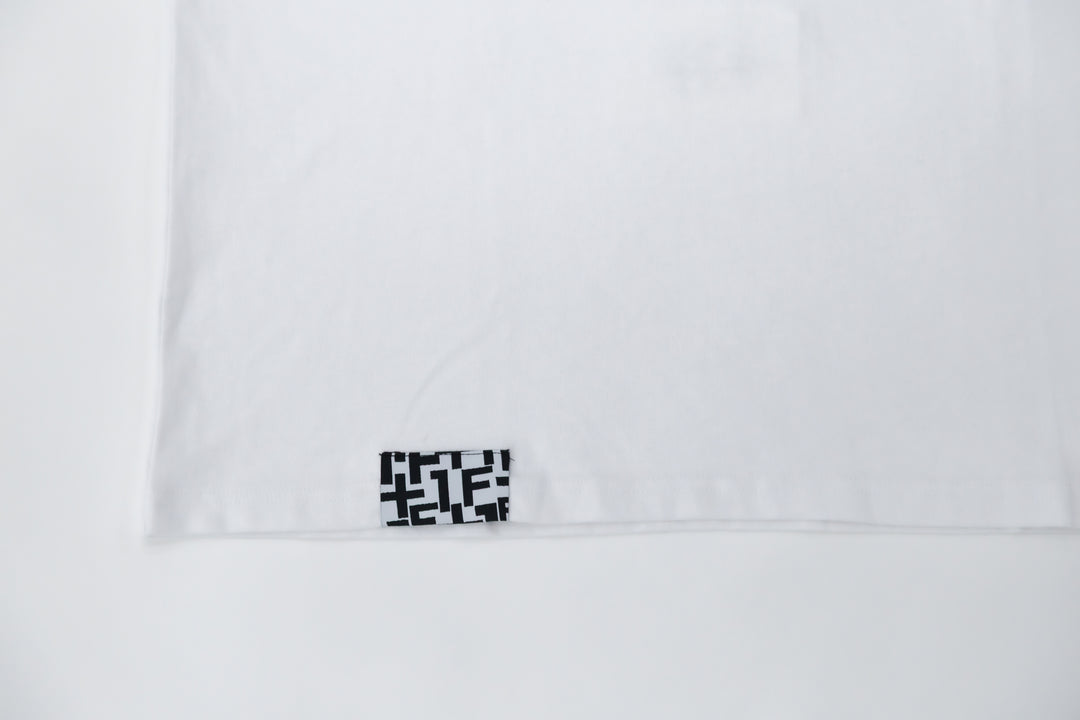 +1F NEVER NERF. TEE / BLACK・WHITE